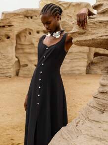 Lumivelle Women's Summer Solid Sweetheart Neckline Sleeveless Elegant Dress With Buttons - Black - View 4