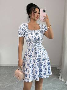 Rafferiza 女式碎花方领泡泡袖荷叶边装饰束腰中长连衣裙 - 藍白色 - 查看 8