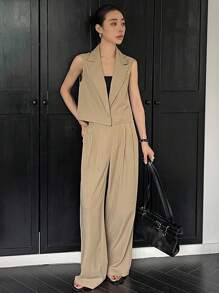 Livesso Women's Summer Sleeveless Collared Top And Loose Pants Two Pieces Set - Khaki - View 3