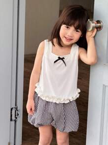 SHEIN 2-teiliges Set für Kleine Mädchen mit lässigem Camisole und Bloomers, Schleifendekor und Rüschensaum - Verschiedenfarbig - Übersicht 1