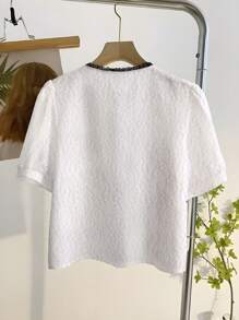 DreamSkyne Camisa elegante de manga corta con botones frontales y parches de encaje en tallas grandes - Blanco - Ver 2