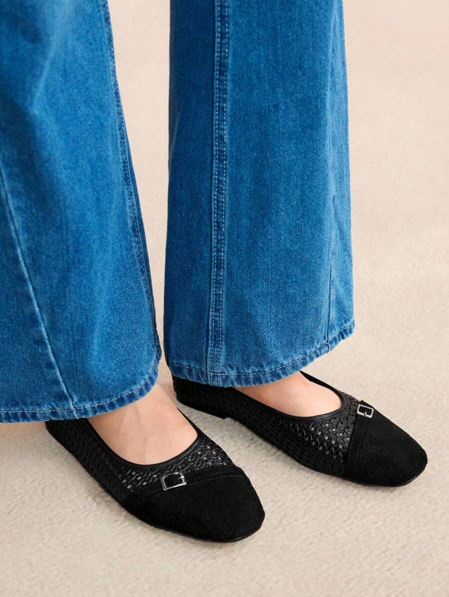 Rosivie Nuevos zapatos planos de mujer para el verano 2025 de estilo negro y hueco con punta cuadrada y diseño deslizante, moda versátil con suela suave y cómoda, de punta cerrada - Negro - Ver 1