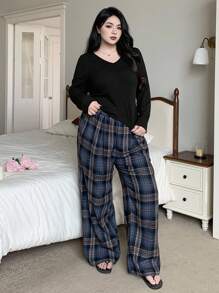Dazy Plus 大码纯色V领长袖上衣和格子裤睡衣套装，秋冬服装，舒适套装 - 黑色 - 查看 3
