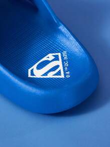 SUPERMAN X SHEIN Boys Blue Cartoon Slippers, EVA Material Lightweight Anti-Slip, Protect Toes, Water-Resistant, Suitable For Indoor, Shower Or Beach Use, For Toddlers & Children - Blue - View 7
