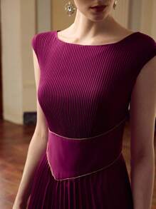 ZEYLAH Women's Solid Color Pleated Dress, Stylish For Summer