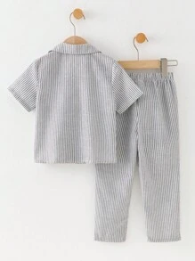 SHEIN 2 Stücke/Set Jungen gestreiftes Hemd & Hose Set, niedliches lässiges Schulstil Outfit für Geburtstag Party, Feierlichkeiten, Hochzeit, Schule, Urlaub, Sport - Verschiedenfarbig - Übersicht 2