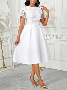 SHEIN Lady Vestido de verano casual y elegante con cuello redondo, mangas con volantes de encaje de malla a rayas, tela resistente, falda de paraguas A-line de cintura ancha, de longitud media, para vacaciones, vestido de invitada de boda, vestido casual de negocios, vestido de mujer para la iglesia, vestido con volantes para conciertos, vestido con peplum para boda - Blanco - Ver 1