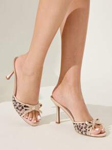 CUCCOO CHICEST 女式 8.8 厘米高跟豹纹网眼蝴蝶结装饰尖头穆勒凉鞋，时尚优雅 - 彩色 - 查看 11