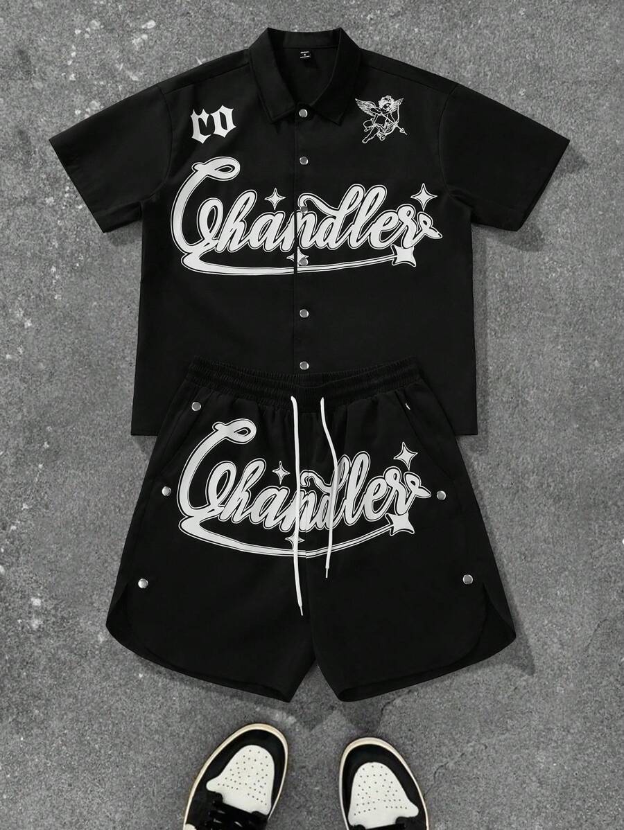 Manfinity EMRG Conjunto de camisa de manga corta con estampado de carta de Cupido y pantalón corto con cordón en la cintura, informal y de calle, para hombre, de verano