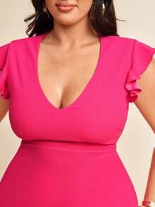 SHEIN BAE Robe moulante d'été à grande taille, col V profond sexy, dos croisé, ourlet asymétrique volupté, rose/rouge rose, tenue pour femmes