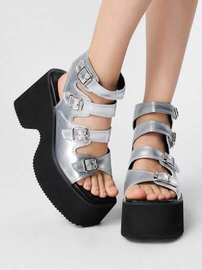 Grunge Punk Sandalias de cuña con plataforma y punta cuadrada negras para mujer, nuevas para 2025 con hebilla de correa gruesa, tacón romano impermeable de tacón alto