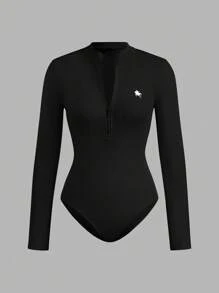 SHEIN EZwear 2pcs Women Casual Mock Neck Half-Zip Front Bodysuit Set, Ribbed Fabric, Horse Logo Print - Multicolor - View 5