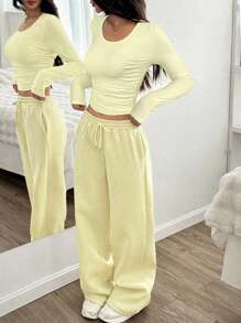 SHEIN EZwear Bộ 2 món/Bộ đồ nữ áo thun ngắn tay cổ tròn xếp ly màu mơ thường ngày và quần ống rộng có dây rút ở eo - Màu be - Xem 4