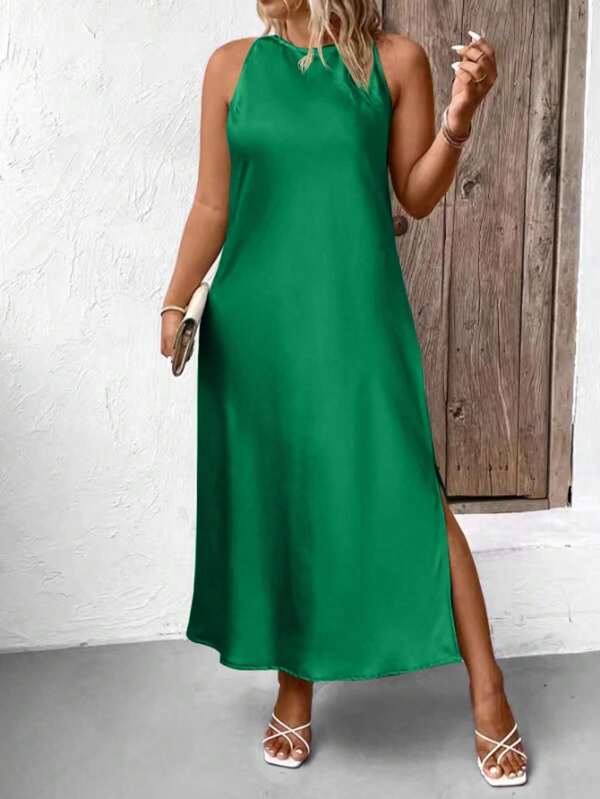 SHEIN Clasi Rochie de vară fără mâneci, cu guler rotund și tiv despicat, de culoare solidă, plus size, satin, ținută de femeie