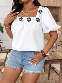 Weeklong 大码女式花卉刺绣泡泡袖方领衬衫，度假装 - 白色 - 查看 4