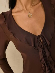 Poéselle Áo cánh tay loe buộc nơ phía trước đơn giản thanh lịch màu trơn cho nữ - màu nâu - Xem 4