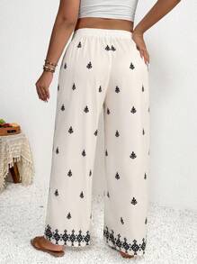 SHEIN Frenchy Quần dài thắt eo in họa tiết ngày lễ cỡ lớn cho nữ, đa năng cho hoạt động ngoài trời, đi làm và mặc hàng ngày, Xuân/Hè mới - Màu be - Xem 5