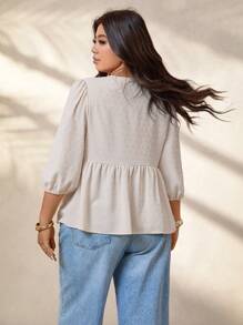 EMERY ROSE Plus Size Textured Fabric Tied Casual Elegant Blouse