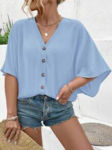 EMERY ROSE Áo cánh tay vai cổ chữ V thanh lịch màu trơn 3D Jacquard cỡ lớn cho nữ, trang trí nút, bãi biển/khu nghỉ dưỡng 2025, thiết kế đa năng mới cho mùa xuân và mùa hè - Màu xanh nhạt - Xem 3