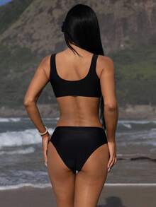 Carolina Barros Women's Solid Color Bikini Set For Summer Beach & Swimming Pool - Black - View 6
