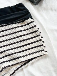 Soleia 2pcs/Set Women's Holiday Black & White Contrast Knit Ruched Bandeau Top & Low Waist Shorts Striped Two Piece Set Ribbed Two Piece Set Two Piece Shorts Set Short Two Piece Set Knit Two Piece Set - Black and White - View 5