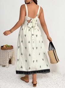 SHEIN Frenchy Robe d'été décontractée sans manches avec imprimé tout-sur-tout pour grandes tailles - Nude - Voir 3