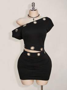 SHEIN ICON 大码时尚性感斜肩孔眼装饰紧身迷你裙两件套，Y2K 风格