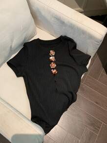 DAZY Camiseta corta de mujer con mangas cortas, ajustada, de patchwork, con cuentas y lentejuelas, con diseño calado, para el verano - Negro - Ver 6