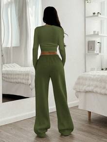 SHEIN EZwear 2 件套女士休闲军绿色褶皱圆领短款上衣和阔腿抽绳腰裤 - 軍綠色 - 查看 2