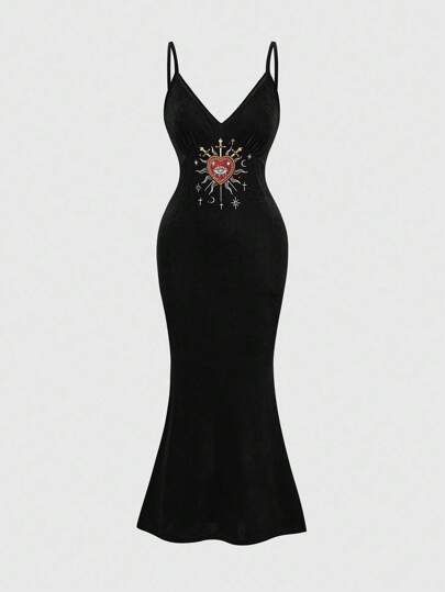 Gothic Mysterious Eye & Heart Embroidery Pattern Vintage Velvet Dress, Halloween