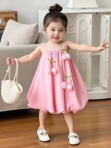 SHEIN 女婴夏秋季休闲度假风格花朵装饰无袖吊带裙花朵花蕾连衣裙