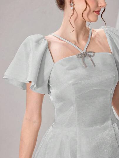 Poshira Vestido corto elegante de mujer con cintura ceñida, manga acampanada y lazo