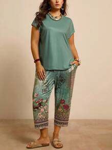 SHEIN LUNE Plus Size Back To School Outfits Women Vintage Batwing Bluzka i spodnie z kwiatowym nadrukiem na powrót do domu Ubrania na jesień Biznesowe, codzienne ubrania w stylu vintage Ubrania dla kobiet o kobiecych kształtach Jesienne ubrania dla kobiet Styl Old Money Women 2-częściowy zestaw - Wielokolorowe - Zobacz 4