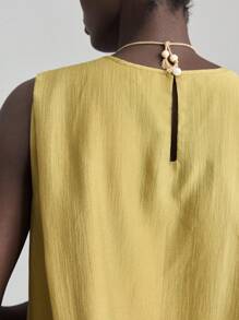 Ontre 2025秋季纯色圆领休闲度假无袖上衣，度假上衣，沙滩上衣，派对上衣，基本款上衣，节日上衣，社交上衣，女士派对上衣，百搭日常通勤，音乐节，商务休闲女士基本款上衣，女士办公室服装