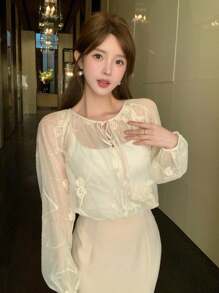 DAZY Áo choàng voan organza thêu hoa đi nghỉ mát thường ngày cho nữ có dây rút buộc, áo choàng hở tay dài thanh lịch - Màu be - Xem 10