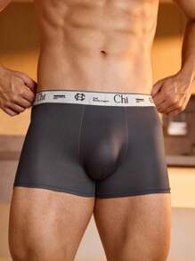 Manfinity Underwear&Sleepwear Basics 6PCS Men's 6  Multicolor Knitted Fabric Trunk. Comfortable Basic Underwear Trunks For Everyday Wear. Soft Essential Design Offers Optimal Comfort.