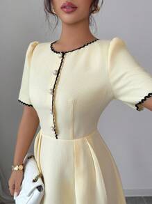 Rafferiza 优雅日常圆领短袖泡泡袖丝带撞色腰部分层中长雪纺纹理面料连衣裙，女款春夏 - 淡黃色 - 查看 8