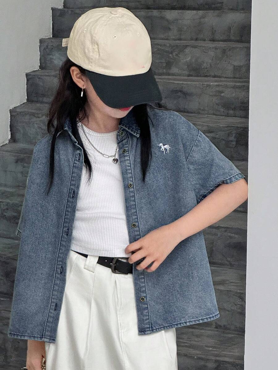 Dazy Kids Tween GirlsTurndown Collar Animal Embroidery Short Sleeve Denim Top