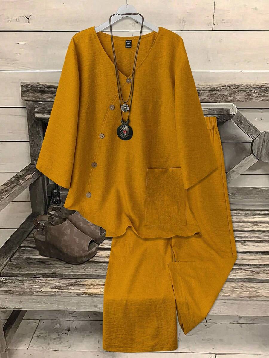 Omancia 2 件标准尺码女式 V 领椰子纽扣装饰 3/4 袖上衣 + 纯色直筒裤休闲通勤两件套 - 橘色 - 查看 1