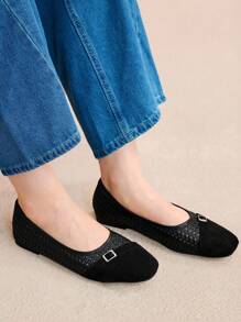 Rosivie Nuevos zapatos planos de mujer para el verano 2025 de estilo negro y hueco con punta cuadrada y diseño deslizante, moda versátil con suela suave y cómoda, de punta cerrada - Negro - Ver 9