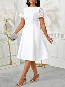 SHEIN Lady Vestido de verano casual y elegante con cuello redondo, mangas con volantes de encaje de malla a rayas, tela resistente, falda de paraguas A-line de cintura ancha, de longitud media, para vacaciones, vestido de invitada de boda, vestido casual de negocios, vestido de mujer para la iglesia, vestido con volantes para conciertos, vestido con peplum para boda - Blanco - Ver 7