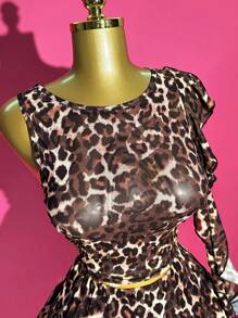 Slaydiva Spring And Summer New Casual Street Sexy Round Neck Sleeveless Short Two Pieces Set Pleated Ruffle Vest Top + Asymmetrical Hem Ruffle Mini Skirt Hip Skirt Brown Leopard Print Full-Frame Print Mesh Suit Women's Two Pieces Set Y2k Two Piece Set Leopard Print Outfit Women Cute Two Piece Set Leopard Print Two Piece Set Animal Print Outfit - Brown - View 6