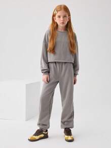 SHEIN Tween Girls Loose Retro Crop Crew Neck Sweatshirt And Sweatpants 2 Piece Sport Outfit, Solid Color