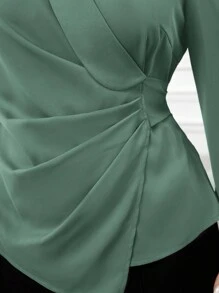 Modelyn Plus Size Women Solid Color Lantern Sleeve Ruched Asymmetric Hem Blouse - Green - View 3