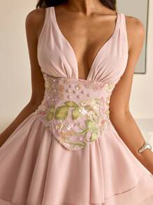 Vowa 时尚、性感、前卫、网状纹理、闪亮、奢华、浅绿色、雪纺配珠绣面料、细肩带紧身胸衣、露背、系带、罩杯设计、A字下摆、适合夜店、派对、度假、宴会、入住、舞会礼服 - 淺粉色 - 查看 3