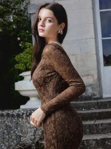 lacRébo Chocolate Floral Textured Knit Fitted Maxi Dress With Open Back Old Money Style Premium Dress Date Night Dress Autumn Dress Spring Summer - Brown - View 4