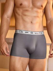 Manfinity Underwear&Sleepwear Basics 6PCS Men's 6  Multicolor Knitted Fabric Trunk. Comfortable Basic Underwear Trunks For Everyday Wear. Soft Essential Design Offers Optimal Comfort.