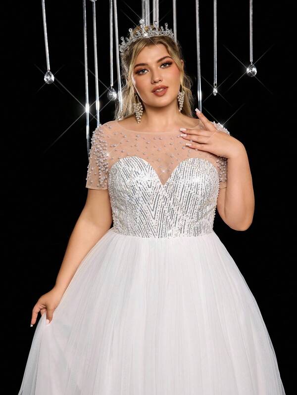 Glamrae Vestido de novia elegante y romántico con escote redondo, con detalles bordados de cuentas, piedras rhinestone y falda de tul abultada, para novias con tallas grandes