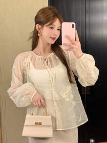 DAZY Áo choàng voan organza thêu hoa đi nghỉ mát thường ngày cho nữ có dây rút buộc, áo choàng hở tay dài thanh lịch - Màu be - Xem 2