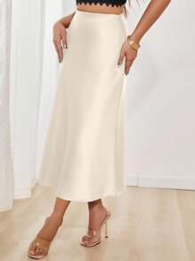 SHEIN PETITE 女士纯色美人鱼款长裙，缎面材质，优雅A字裙摆，适合女士参加派对和日常穿着 - 米色 - 查看 6